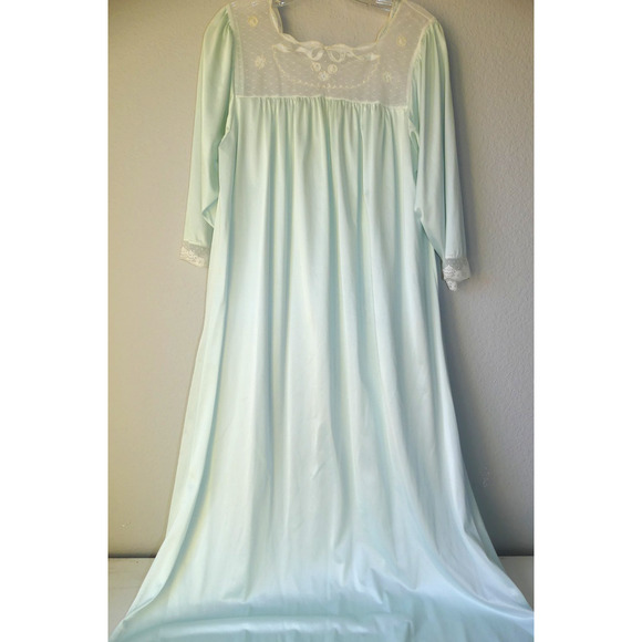 Vintage BARBIZON Lace Pearl Nightgown SMALL Lingerie Long Coquette Modest - Picture 1 of 7